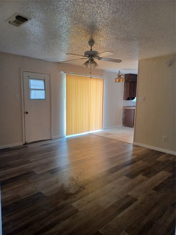 6909 Maryhill Road, Forest Hill, TX 76140