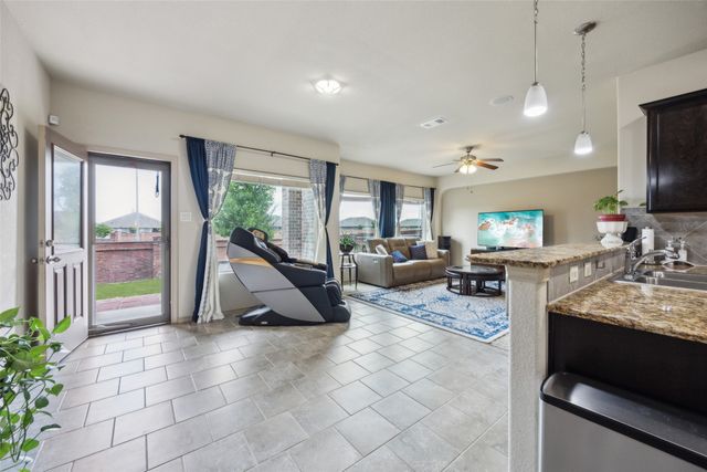 4520 Barberry Tree Cove, Fort Worth, TX 76036