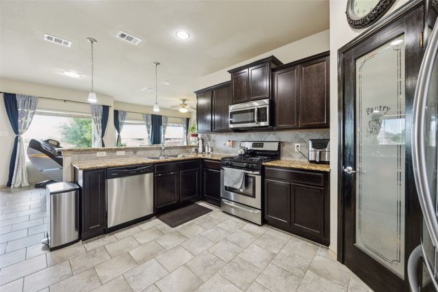 4520 Barberry Tree Cove, Fort Worth, TX 76036