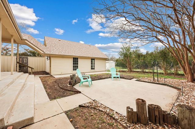 2003 Fountainwood DR, Georgetown, TX 78633