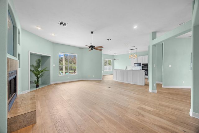 2003 Fountainwood DR, Georgetown, TX 78633