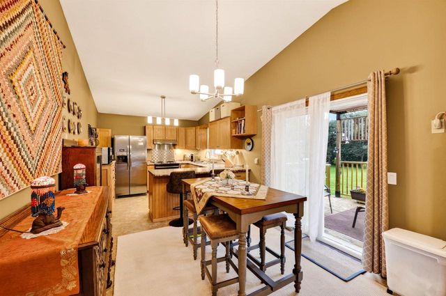 1727 Delaware Drive, Sun Prairie, WI 53590