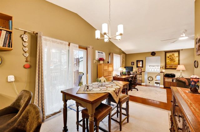 1727 Delaware Drive, Sun Prairie, WI 53590