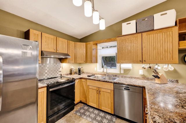 1727 Delaware Drive, Sun Prairie, WI 53590