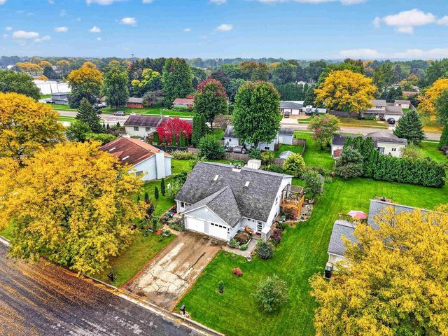 1727 Delaware Drive, Sun Prairie, WI 53590