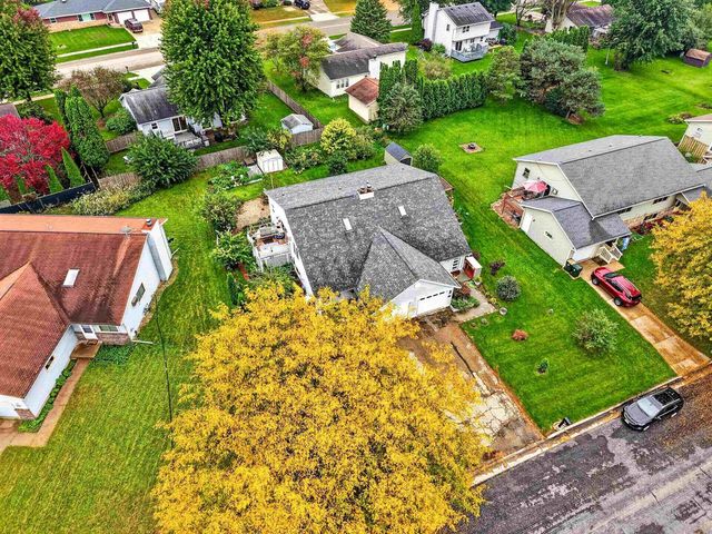 1727 Delaware Drive, Sun Prairie, WI 53590