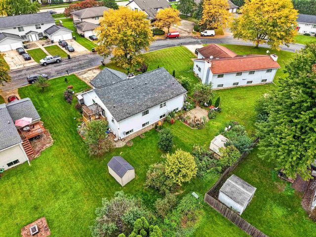 1727 Delaware Drive, Sun Prairie, WI 53590
