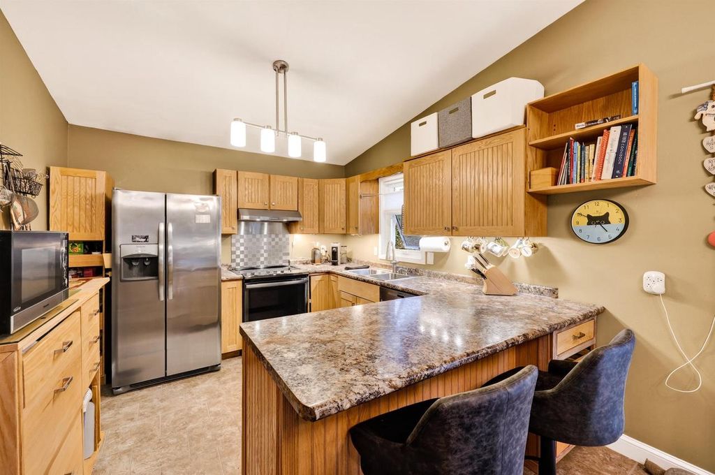 1727 Delaware Drive, Sun Prairie, WI 53590