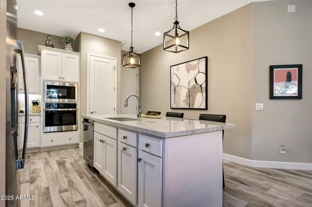 20719 W MEDLOCK Drive, Buckeye, AZ 85396