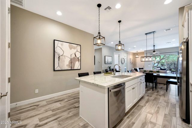 20719 W MEDLOCK Drive, Buckeye, AZ 85396