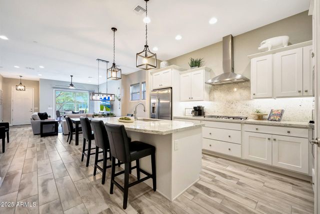 20719 W MEDLOCK Drive, Buckeye, AZ 85396