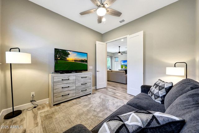 20719 W MEDLOCK Drive, Buckeye, AZ 85396