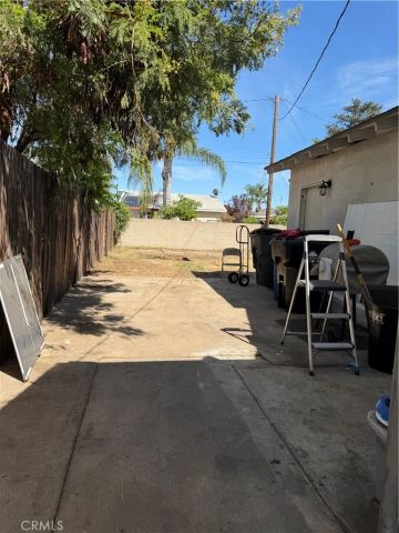 923 S Vine, Ontario, CA 91762