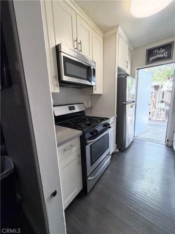 923 S Vine, Ontario, CA 91762