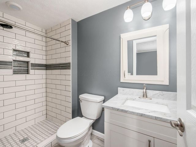 305 Caro Lane, Columbus, OH 43230