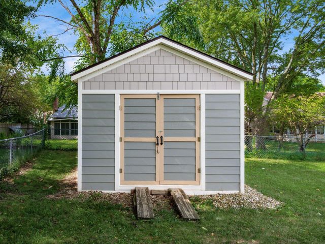 305 Caro Lane, Columbus, OH 43230