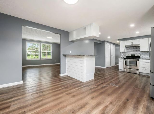 305 Caro Lane, Columbus, OH 43230