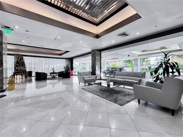 8877 Collins Ave 402, Surfside, FL 33154