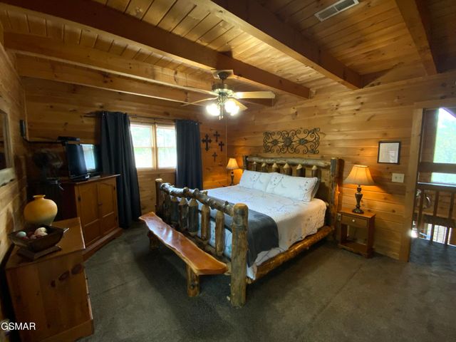 1708 Parkway View Court, Sevierville, TN 37876