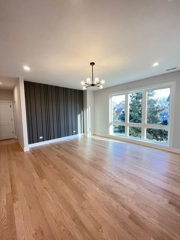 7301 N Oriole Avenue, Chicago, IL 60631