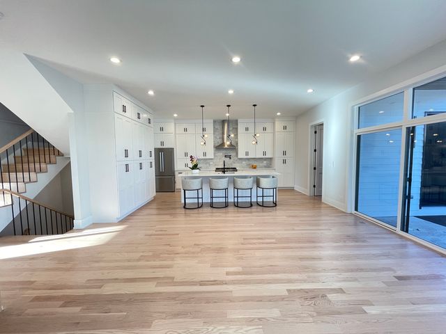 7301 N Oriole Avenue, Chicago, IL 60631