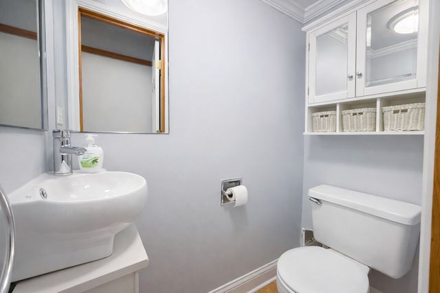 2624 Prairieview Lane S, Aurora, IL 60502