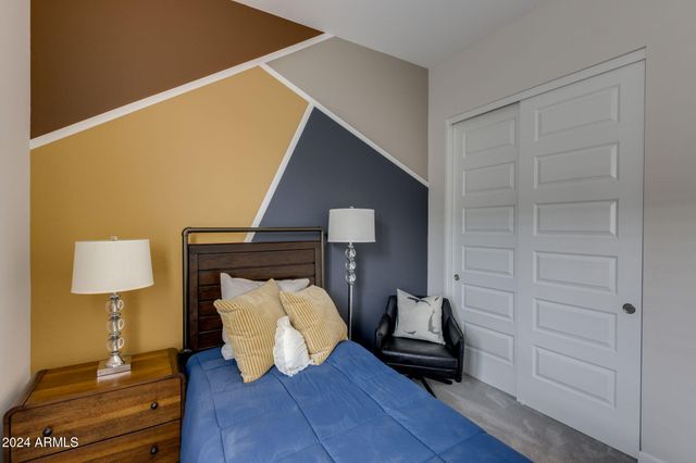 10476 W Harmony Lane, Peoria, AZ 85382