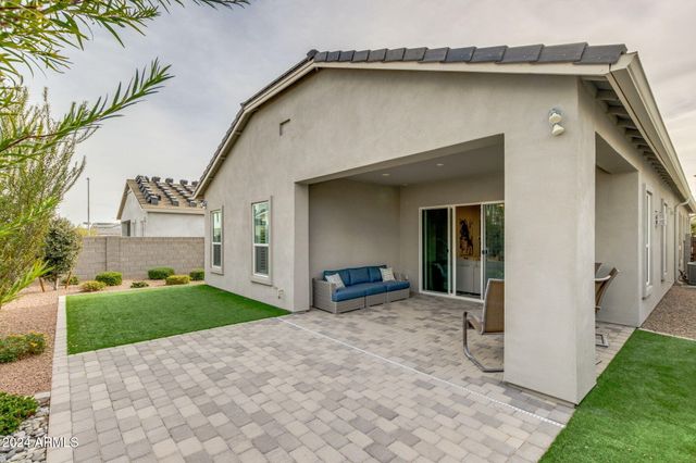10476 W Harmony Lane, Peoria, AZ 85382