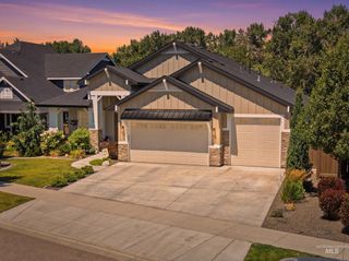 3254 W Miners Farm Dr, Boise, ID 83714