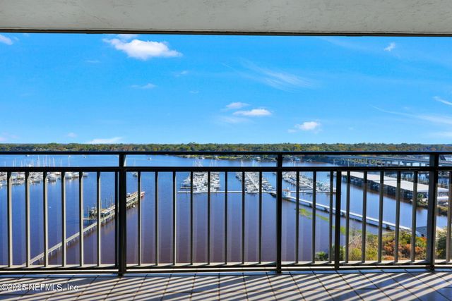 4401 LAKESIDE Drive 1204, Jacksonville, FL 32210