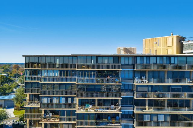 4401 LAKESIDE Drive 1204, Jacksonville, FL 32210