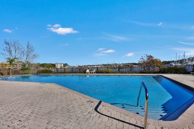 4401 LAKESIDE Drive 1204, Jacksonville, FL 32210