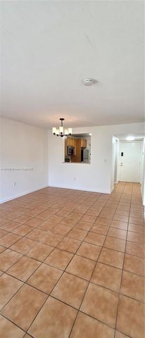 10835 SW 112th Ave 311, Miami, FL 33176