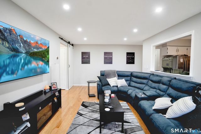 333 Vincellette Street 23, Bridgeport, CT 06606