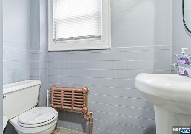 46 N 10th Street, Newark, NJ 07107