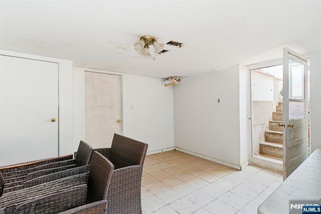 46 N 10th Street, Newark, NJ 07107