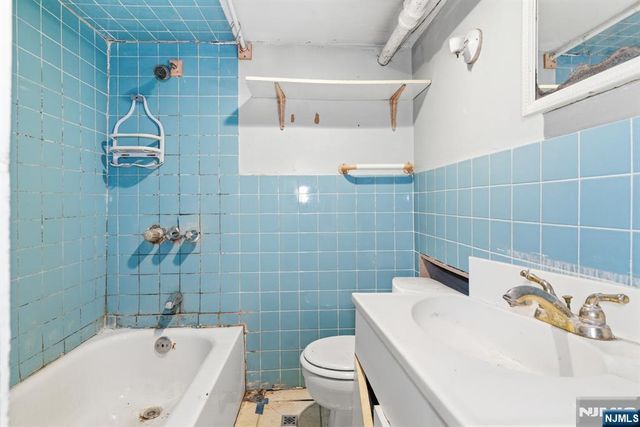 46 N 10th Street, Newark, NJ 07107