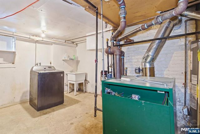 46 N 10th Street, Newark, NJ 07107