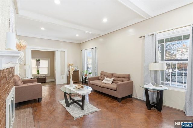 46 N 10th Street, Newark, NJ 07107