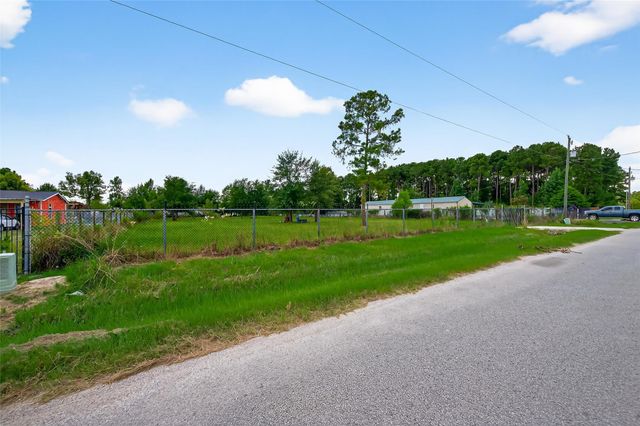 2425 County Road 3479b, Cleveland, TX 77327