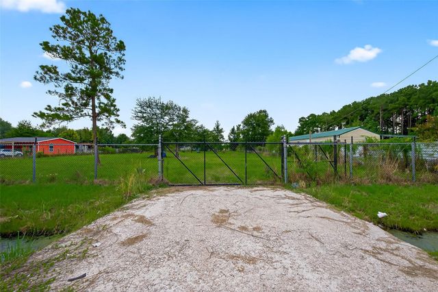 2425 County Road 3479b, Cleveland, TX 77327