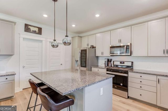 42 Sinclair Circle, Hoschton, GA 30548