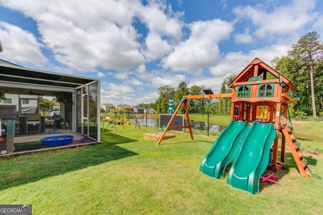 42 Sinclair Circle, Hoschton, GA 30548