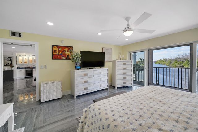 1537 E Hillsboro Boulevard 341, Deerfield Beach, FL 33441