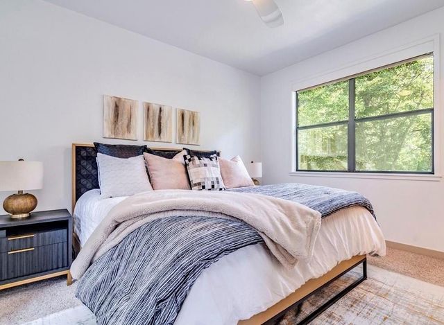 1502 Barton Hills DR B, Austin, TX 78704