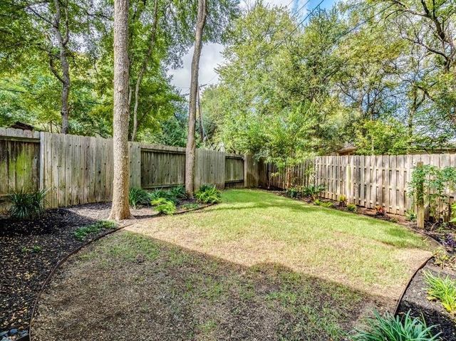 1502 Barton Hills DR B, Austin, TX 78704