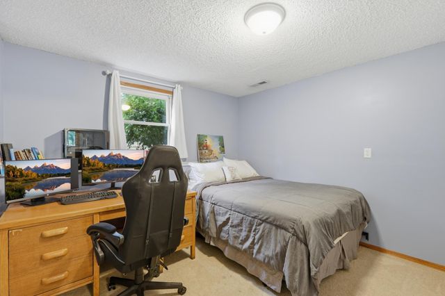 12295 Heather Street NW, Coon Rapids, MN 55433