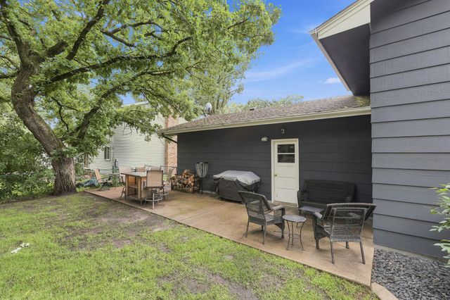 12295 Heather Street NW, Coon Rapids, MN 55433