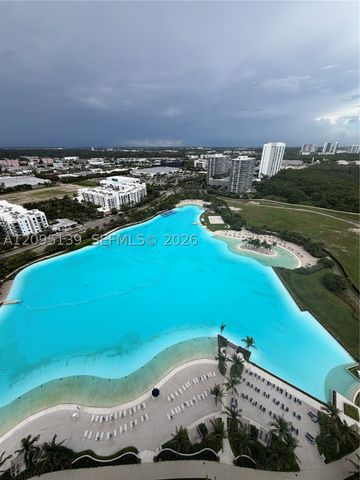 2411 Laguna Cir 2409, North Miami, FL 33181