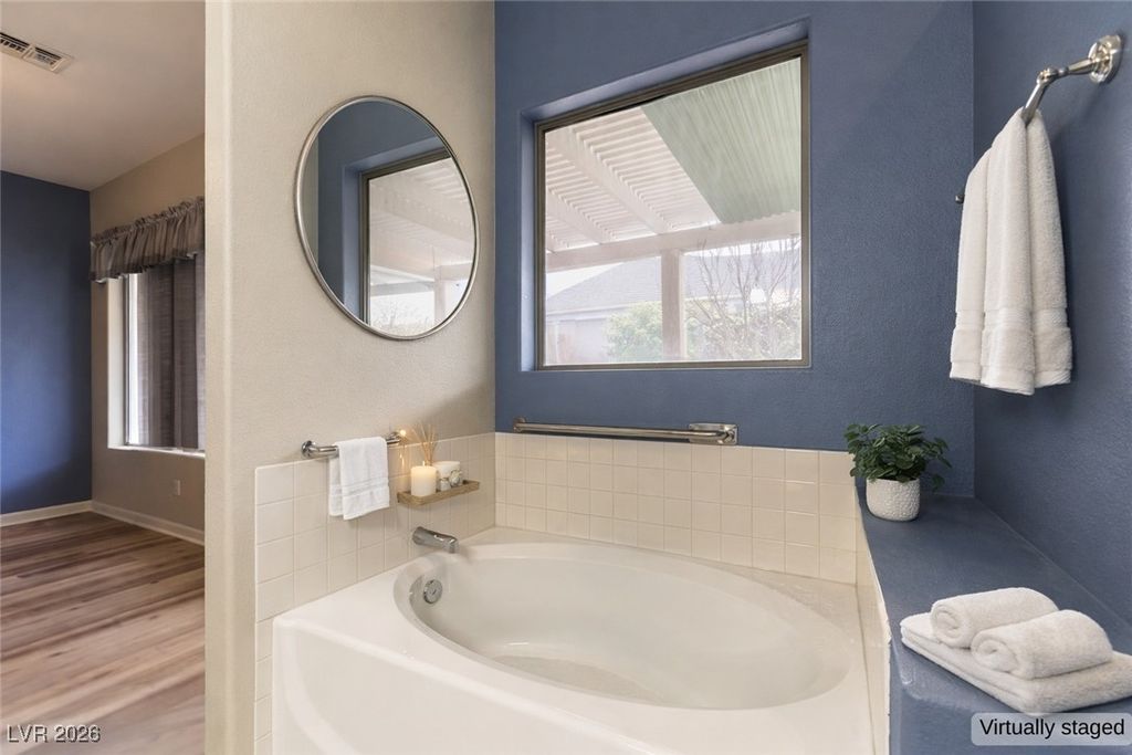 Image 12 of property listing at 7549 Evening Falls Drive, Las Vegas, NV 89131